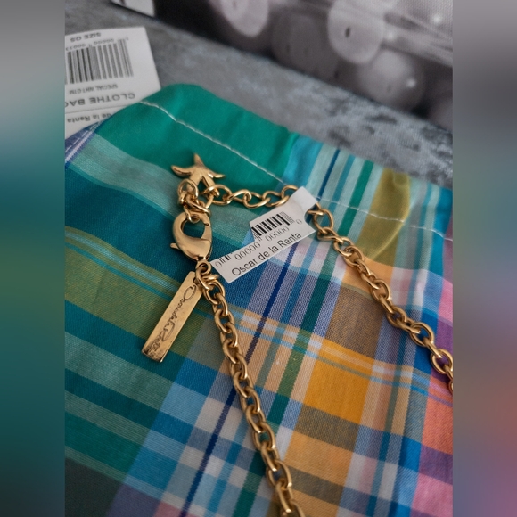 NWT Oscar de la Renta Dragonfly Necklace with Dustbag - Picture 6 of 13